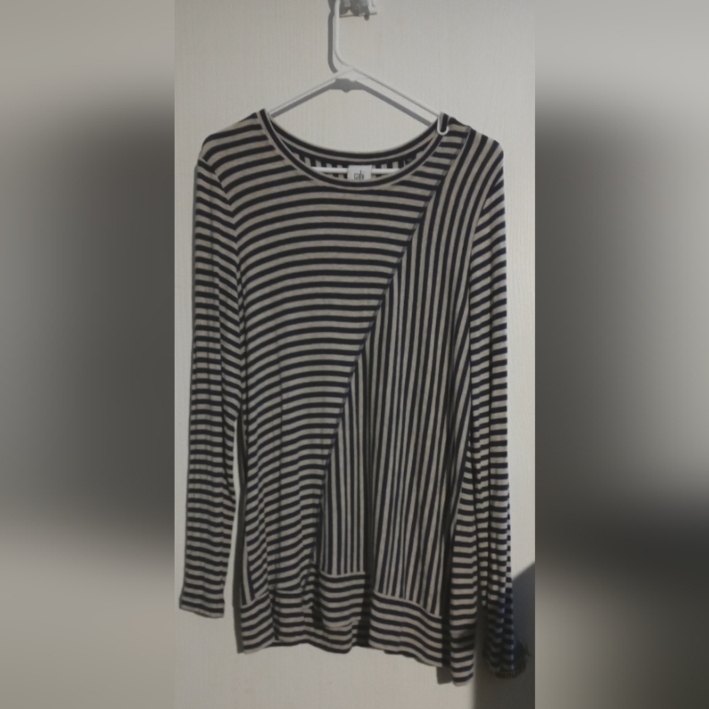 size medium long sleeve cabi shirt
